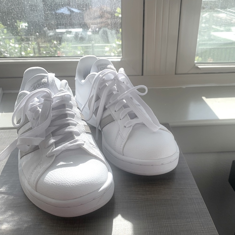 Women adidas shoe